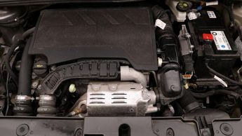 Peugeot 208 PURETECH ALLURE PREMIUM PLUS S/S