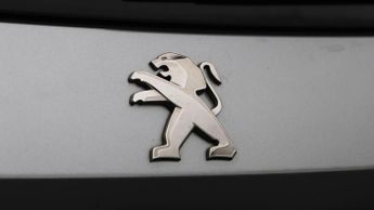 Peugeot 208 PURETECH ALLURE PREMIUM PLUS S/S