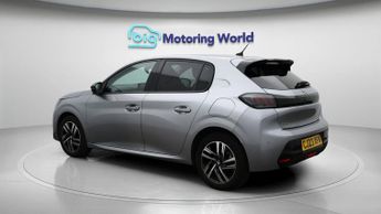 Peugeot 208 PURETECH ALLURE PREMIUM PLUS S/S