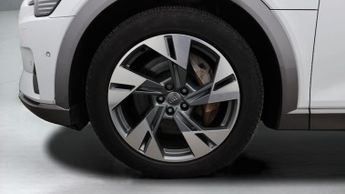 Audi e-tron QUATTRO BASE