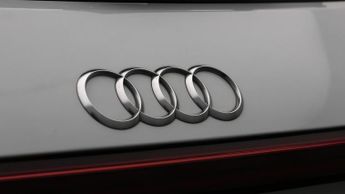 Audi e-tron QUATTRO BASE