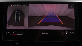 Audi e-tron QUATTRO BASE