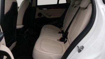 BMW X1 SDRIVE18I XLINE