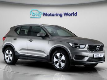 Volvo XC40 T3 MOMENTUM