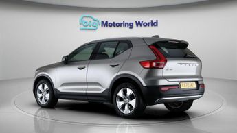 Volvo XC40 T3 MOMENTUM