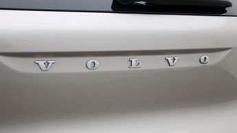 Volvo XC40 RECHARGE T4 CORE