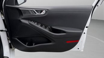 Hyundai IONIQ PREMIUM SE