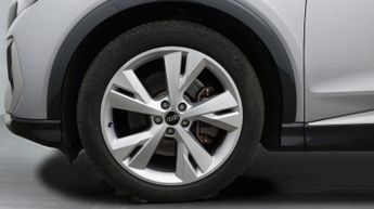 Audi Q4 e-tron S LINE