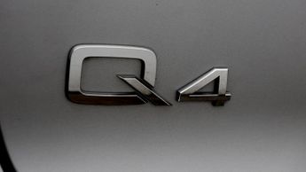 Audi Q4 e-tron S LINE