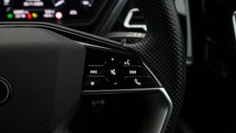 Audi Q4 e-tron S LINE