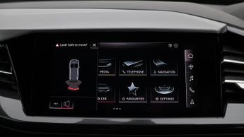 Audi Q4 e-tron S LINE