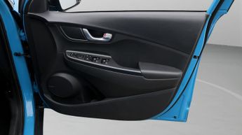 Hyundai KONA PREMIUM