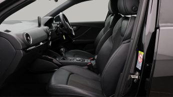 Audi Q2 TFSI S LINE BLACK EDITION
