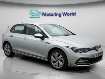 Volkswagen Golf STYLE TSI