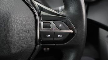 Peugeot E-2008 ALLURE PREMIUM PLUS