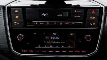 Volkswagen e-up! E-UP