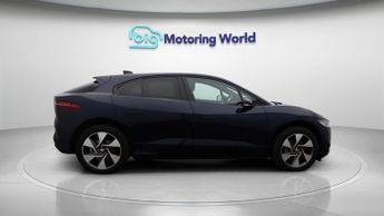 Jaguar I-PACE R-DYNAMIC SE BLACK