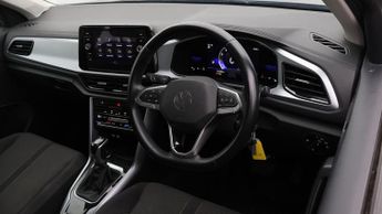 Volkswagen T-Roc LIFE TSI DSG