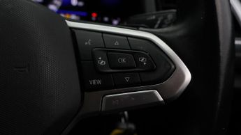 Volkswagen T-Roc LIFE TSI DSG