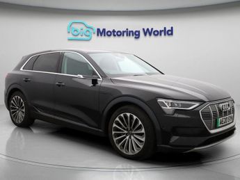 Audi e-tron QUATTRO BASE