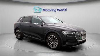 Audi e-tron QUATTRO BASE