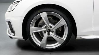 Audi A4 TFSI S LINE