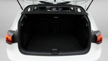 Volkswagen Golf LIFE TDI DSG