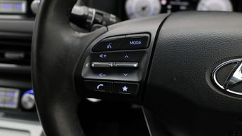 Hyundai KONA PREMIUM