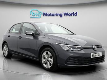 Volkswagen Golf LIFE ETSI DSG