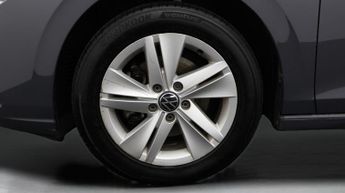 Volkswagen Golf LIFE ETSI DSG