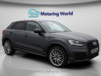 Audi Q2 TFSI S LINE BLACK EDITION