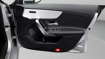 Mercedes-Benz CLA CLA 200 AMG LINE