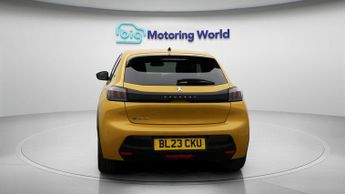 Peugeot E-208 ALLURE PREMIUM PLUS