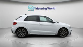 Audi A1 SPORTBACK TFSI S LINE