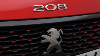 Peugeot E-208 ALLURE PREMIUM PLUS