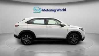 Honda HR-V I-MMD ELEGANCE