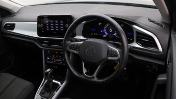 Volkswagen T-Roc LIFE TSI DSG