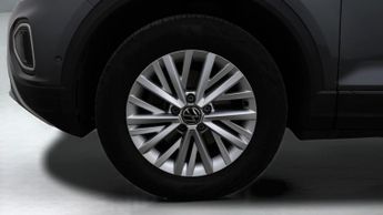 Volkswagen T-Roc LIFE TSI DSG