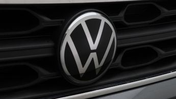 Volkswagen T-Roc LIFE TSI DSG