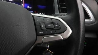 Volkswagen T-Roc LIFE TSI DSG