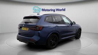 BMW iX3 M SPORT