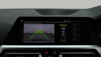 BMW 3 Series 330E SE PRO