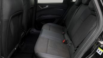 Audi Q4 e-tron S LINE