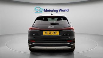 Audi Q4 e-tron S LINE