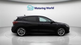 Ford Focus ST-LINE X