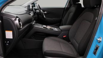 Hyundai KONA PREMIUM