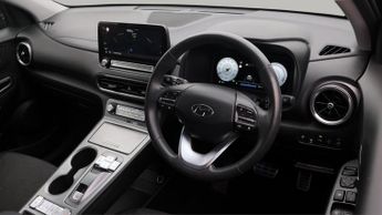 Hyundai KONA PREMIUM