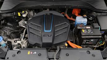 Hyundai KONA PREMIUM