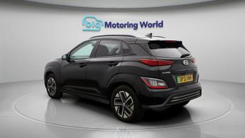 Hyundai KONA PREMIUM