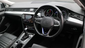 Volkswagen Passat GTE DSG